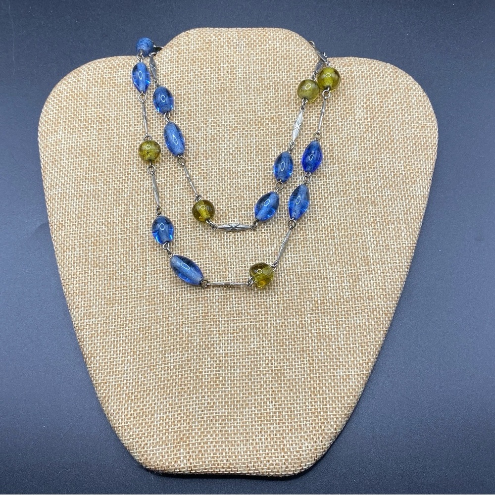 Vintage Glass Blue Green Beads Silvertone Links Necklace